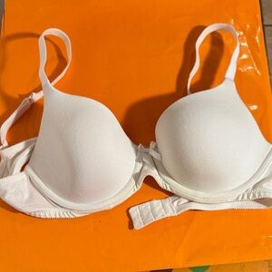 Ambrielle White Lightly Padded T-Shirt Bra